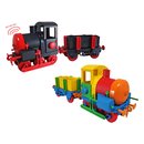 Kindereisenbahn mit Waggon in verschiedenen Farben