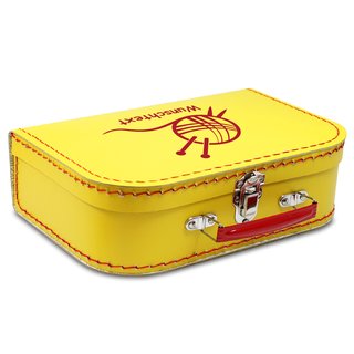Kinderkoffer gelb mit Wolle rot und Wunschname